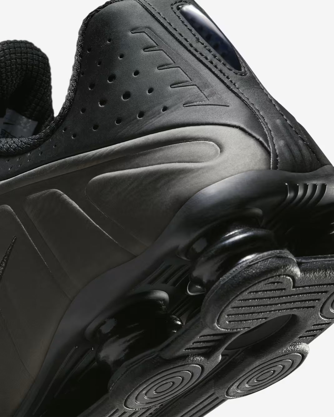 Nike Shox R4