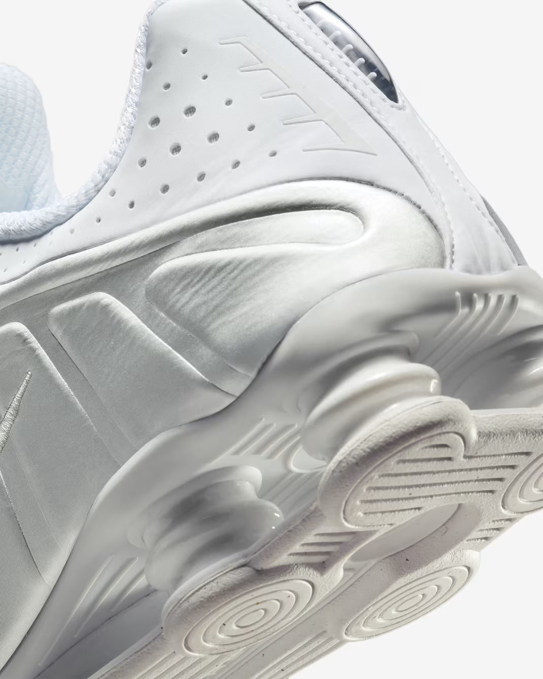 Nike Shox R4