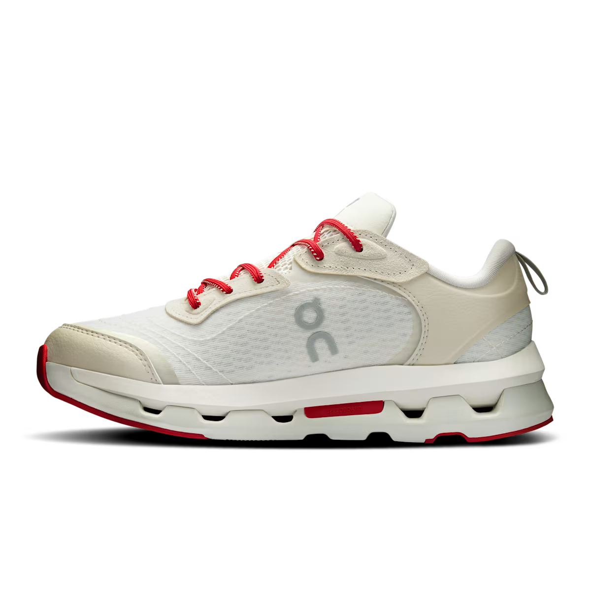 Auf dem Wolkenzonenmond