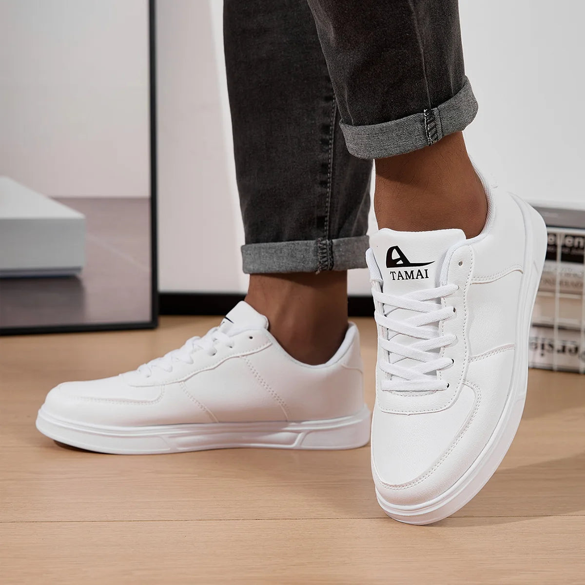 Leder Herren Weiße Sneakers Atmungsaktive Skateboardschuhe Herren Outdoor Walking Laufschuhe Paar Freizeitschuhe Größe 36-45