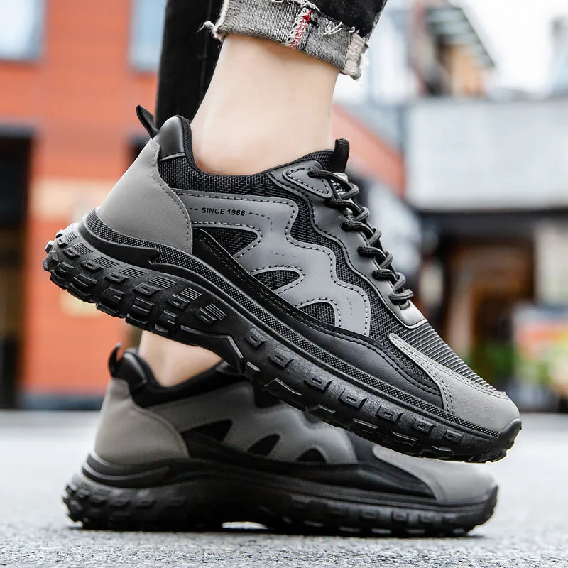 Hochwertige Herren-Sportschuhe aus Mesh, atmungsaktiv, dick, weich besohlte Anti-Rutsch-Sneakers in reiner Farbe, Sportschuhe