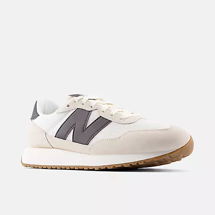New Balance 237